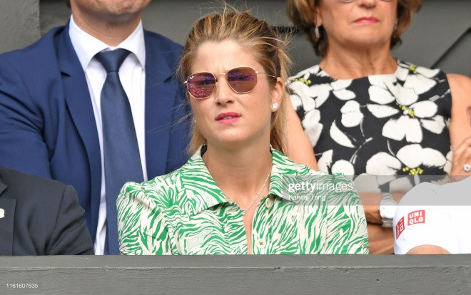 Vợ Federer cổ vũ cực chất, quyến rũ trong ngày đại thắng Nadal Ảnh 2