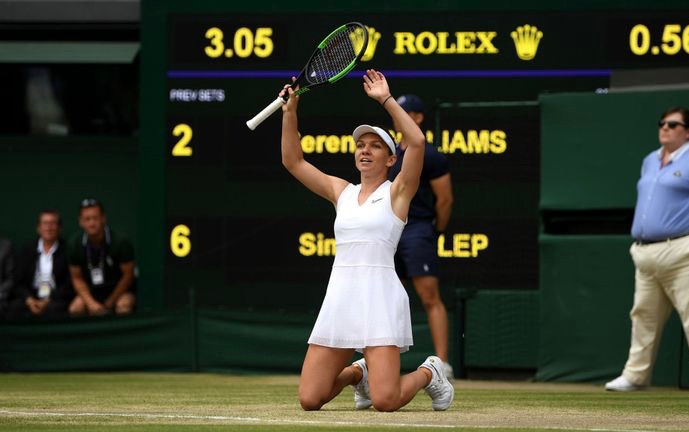 Cảm xúc của Hoa khôi phẫu thuật ngực khủng vô địch Wimbledon Ảnh 2