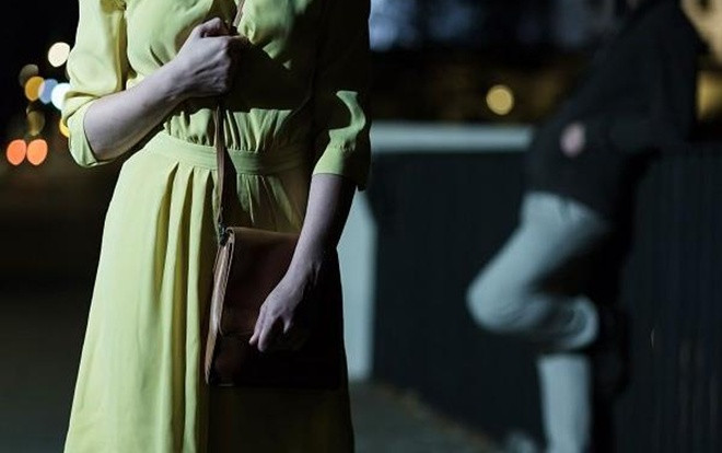 Bị bạn trai cũ tấn công, cô gái may mắn chạy thoát nhưng suýt ngất vì điều kinh hãi này Ảnh 2