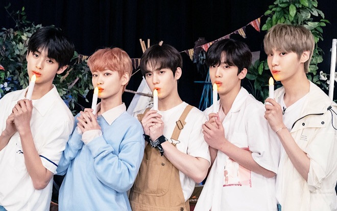 'Produce X 101': Tung bộ ảnh đẹp như họa của 20 thực tập sinh trước vòng chung kết khiến dân tình xao xuyến Ảnh 2