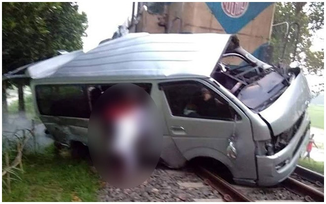 Xe cưới đâm trúng tàu hỏa, cô dâu chú rể tử vong tại chỗ Ảnh 2