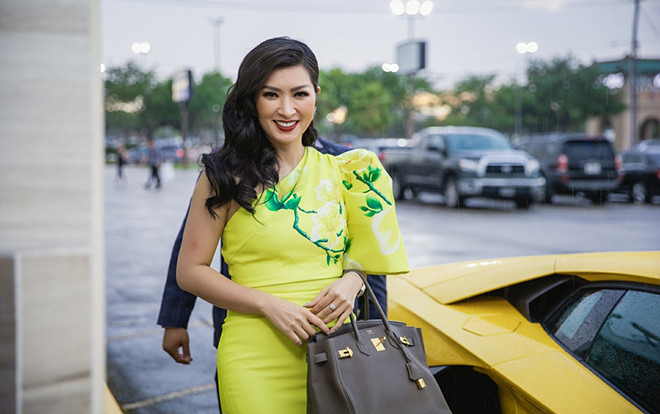 Nguyễn Hồng Nhung: Tiền không thiếu nhưng chỉ mê đồ thiết kế Việt! Ảnh 2