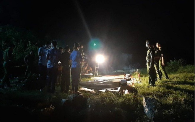 Vụ 4 thanh niên đuối nước thương tâm trên sông Đà: Xác định danh tính các nạn nhân Ảnh 2