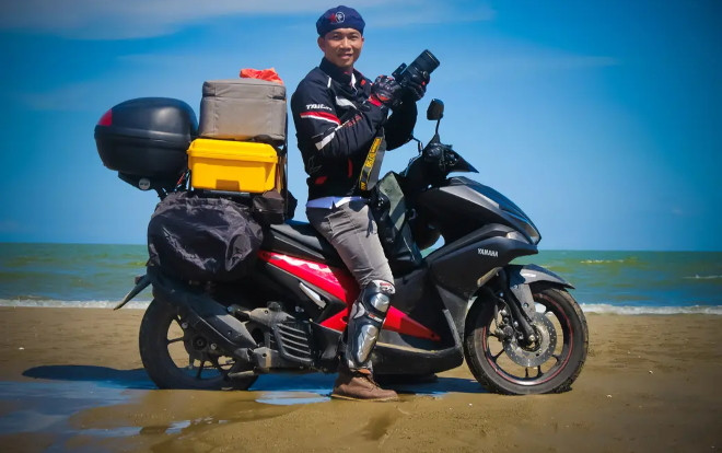 Chàng trai đơn thân độc mã đi 'săn rác' suốt 3.000 km bờ biển Việt Nam Ảnh 2