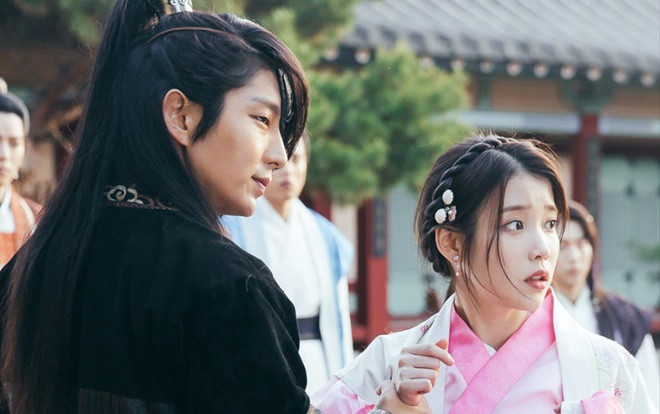 Sao 'Người tình ánh trăng' Lee Jun Ki sẽ tái hợp với IU trong phim 'Hotel Del Luna' Ảnh 2