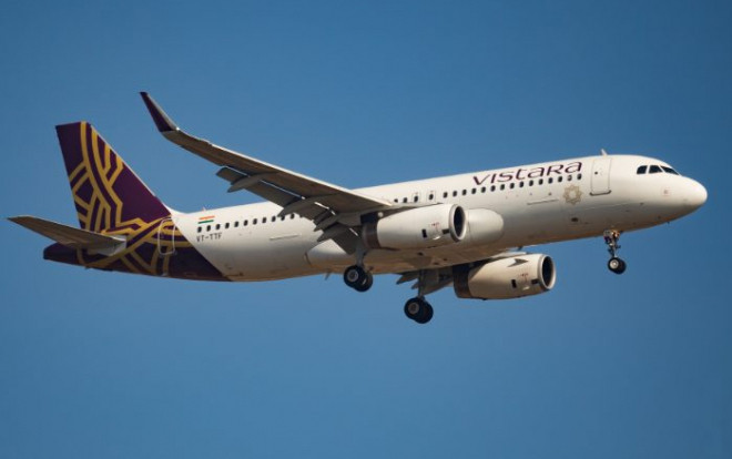 Hành khách 'sợ xanh mặt' vì máy bay cạn nhiên liệu, suýt đâm thẳng xuống đất Ảnh 2