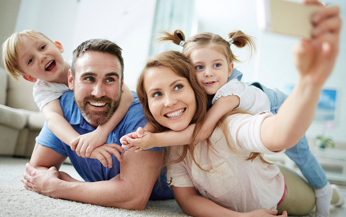 5 lý do bạn nên dừng vô tư đăng ảnh con nhỏ lên Facebook Ảnh 2