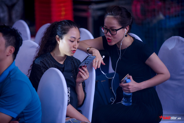 HOT: Lâm Bảo Ngọc 'bị treo' lên không trung, Bích Tuyết - Layla sẽ 'tạo bão' đêm chung kết The Voice 2019?