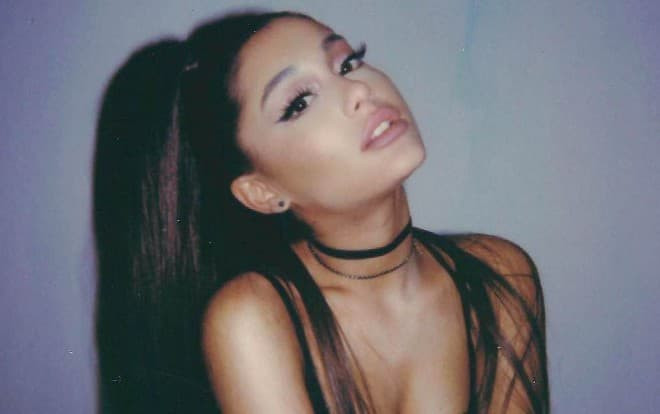 Ariana Grande có động thái 'đền bù' cho fan sau tuyên bố không đi tour vào năm 2020 Ảnh 2