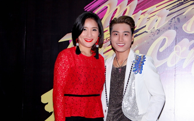 Diễn viên Cát Tường xuất hiện tại sự kiện ra mắt MV của nam ca sĩ 9X Ảnh 2