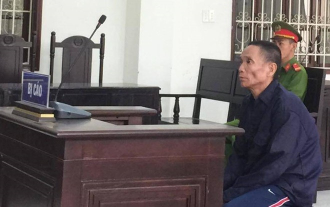 Sang nhà hàng xóm nhậu rồi dùng búa đánh chủ nhà tử vong vì không mua thêm rượu Ảnh 2