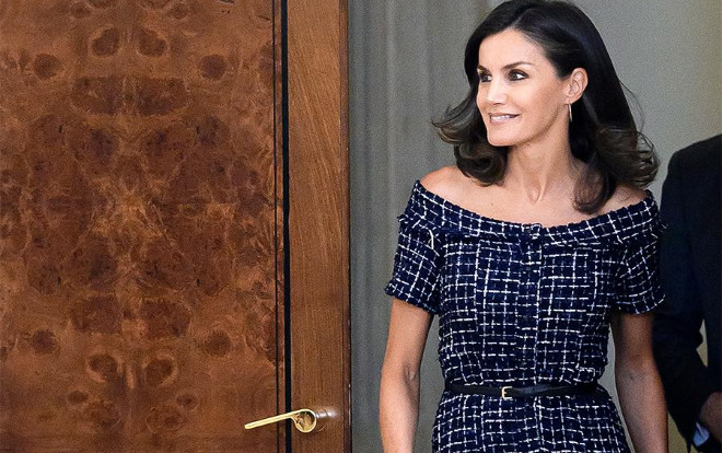 Hoàng hậu Tây Ban Nha xinh đẹp trong chiếc váy bình dân chỉ vỏn vẹn 1 triệu đồng Ảnh 2