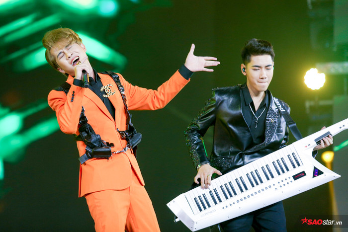 'Sóng gió' 14 ngày #1 Trending Youtube, K-ICM - Jack đem hit kỷ lục 'càn quét' đêm nhạc Việt - Hàn cùng Kim Jae Joong, Hyomin