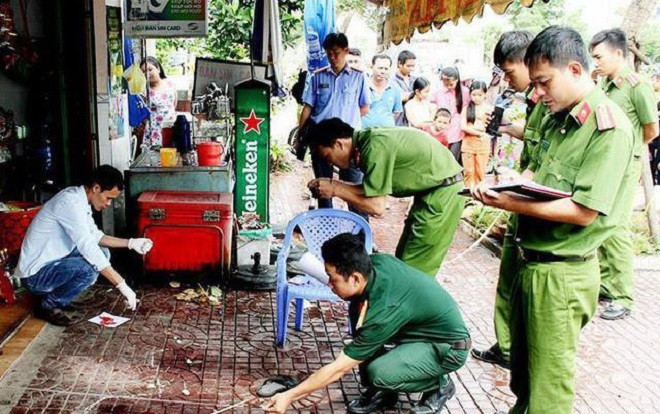 Chồng và bạn nhậu xảy ra xô xát, vợ can ngăn bị đâm tử vong Ảnh 2