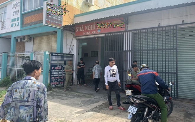 Người đàn ông khỏa thân tử vong bất thường trong nhà nghỉ ở Bình Dương Ảnh 2