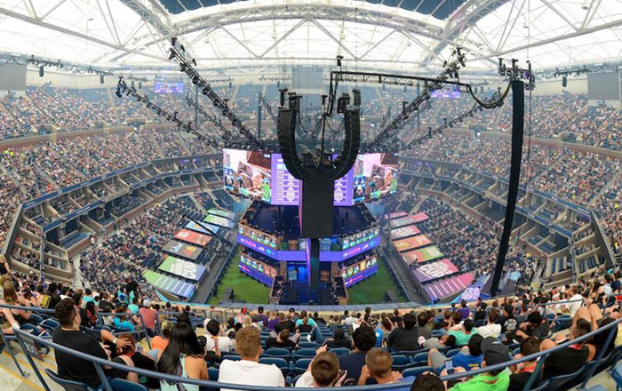 Cậu bé bị mẹ mắng vì chơi game 8 giờ một ngày thành triệu phú đô-la sau một đêm Ảnh 2