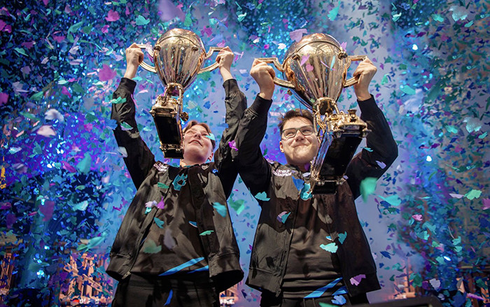 Đây là 8 game thủ trở thành triệu phú chỉ sau một đêm, người mang về nhiều tiền nhất mới chỉ 16 tuổi Ảnh 2