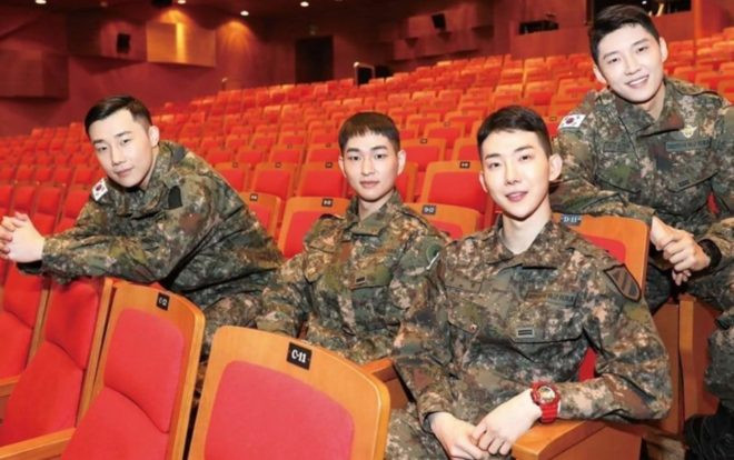 Sunggyu, Onew và Jo Kwon chia sẻ về những khó khăn khi nhập ngũ Ảnh 2
