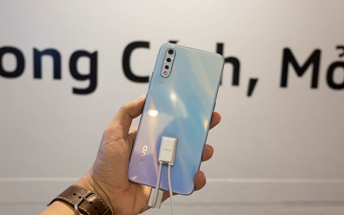 Vivo S1 chính thức ra mắt tại Việt Nam: Camera selfie 32MP, dung lượng pin 4500mAh Ảnh 2