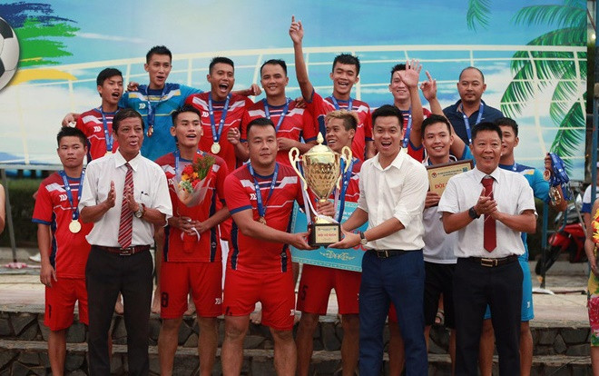 Vụ dàn xếp tỷ số gây chấn động bóng đá Việt Nam: HLV đội Khánh Hòa bị cấm 2 năm! Ảnh 2