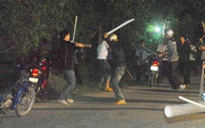 Bắt 2 anh em nghi cầm đầu vụ 2 nhóm thanh niên hỗn chiến ở Thanh Hóa khiến 4 người bị thương, 1 người tử vong Ảnh 2