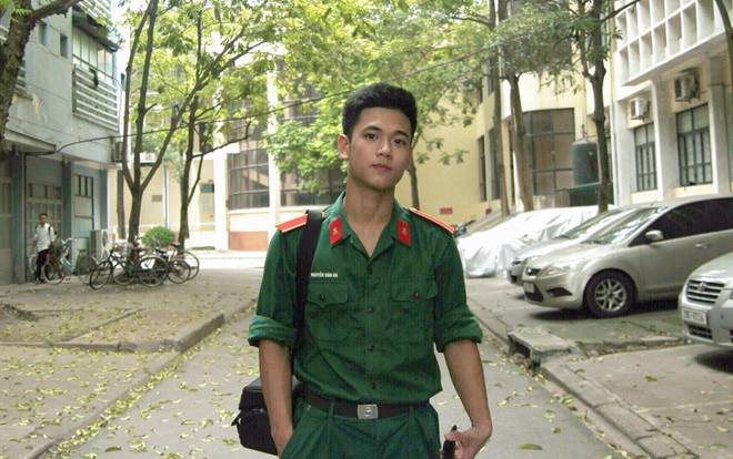 Không chỉ đẹp trai, 'hotboy' Học viện Kỹ thuật Quân sự Hà Nội còn có nhiều tài lẻ khiến hội chị em 'đổ gục' Ảnh 2