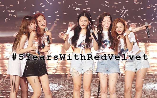 #5YearsWithRedVelvet - Hashtag trending toàn cầu: Reveluv cùng nhau chúc mừng ngày kỉ niệm ý nghĩa của thần tượng Ảnh 2