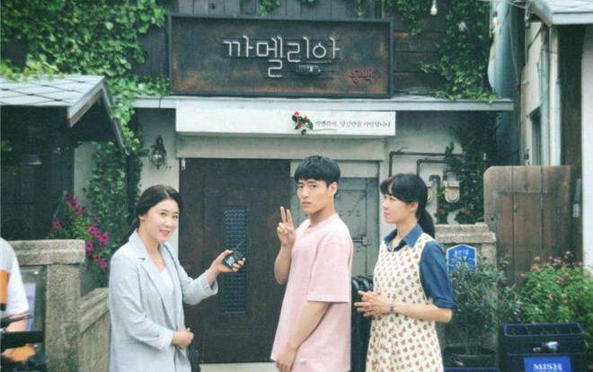 Gong Hyo Jin - Kang Ha Neul cực đáng yêu trên phim trường 'When Camellia Blooms' Ảnh 2