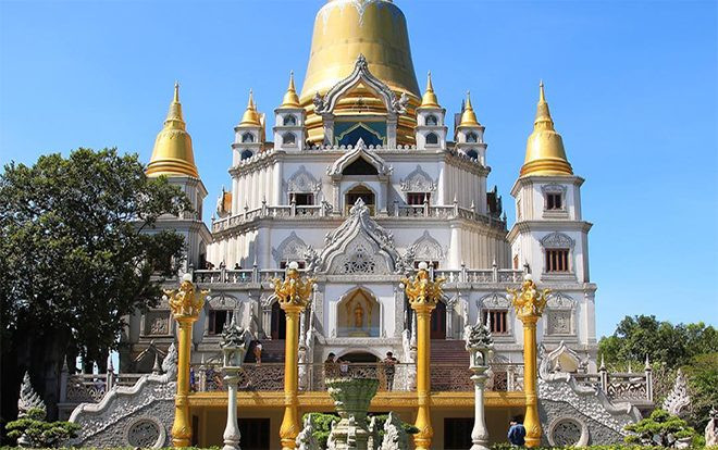 6 địa điểm du lịch tâm linh ở Sài Gòn đón hàng ngàn du khách mỗi ngày trong mùa Vu Lan Ảnh 2