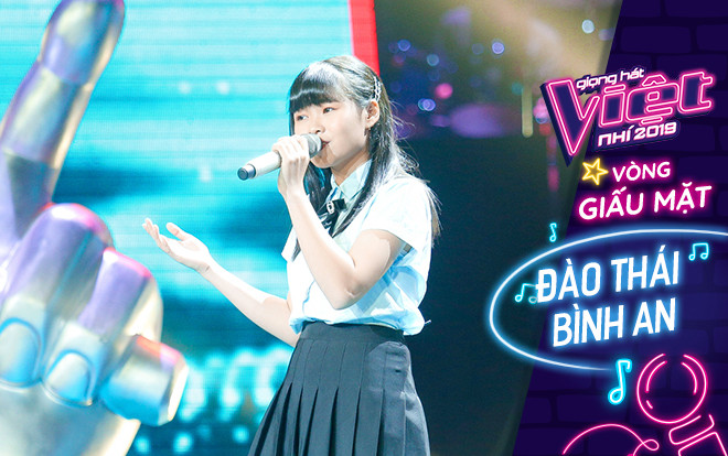 Bình An - Cô bé học thanh nhạc chuyên nghiệp khiến dàn HLV The Voice Kids 2019 nể phục vì loạt nốt cao 'đắt giá' Ảnh 2