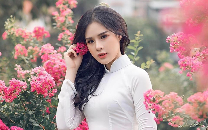 Dàn WAGs xinh đẹp từng ôm mộng làm Hoa hậu như Lương Thuỳ Linh Ảnh 2