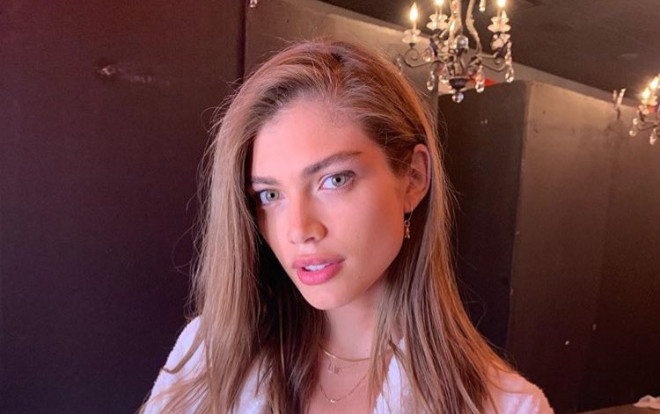 Lần đầu tiên trong lịch sử Victoria's Secret thu nạp người mẫu chuyển giới Ảnh 2