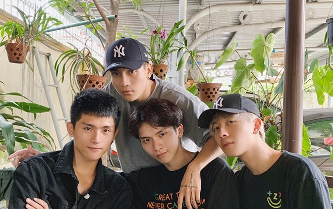 'Đập tan' tin đồn Grey-D rời nhóm, MONSTAR rục rịch trở lại và hứa hẹn lợi hại hơn xưa? Ảnh 2