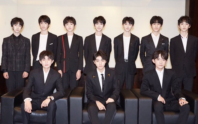 Đinh Trình Hâm nổi bật không kém TFBOYS tại lễ kỷ niệm 10 năm của TF Entertainment Ảnh 2