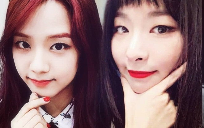Netizen Hàn phấn khích trước bình luận thân thiết giữa cặp mỹ nhân Kbiz Jisoo (BlackPink) và Seulgi (Red Velvet) Ảnh 2