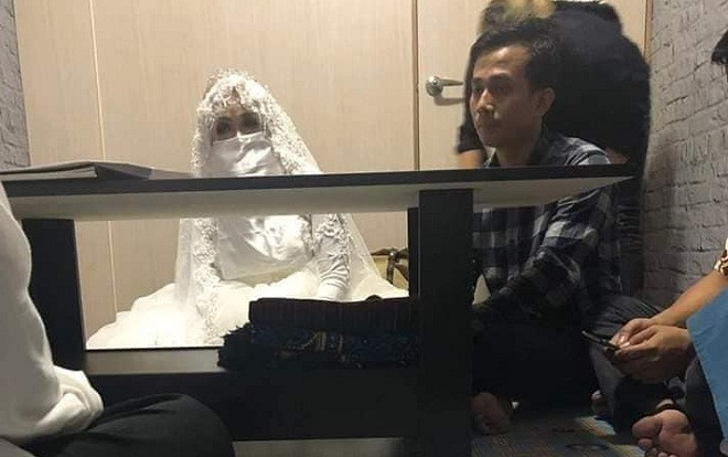 Tưởng lấy được gái xinh về làm vợ, chú rể sốc nặng với dung mạo thật của cô dâu Ảnh 2