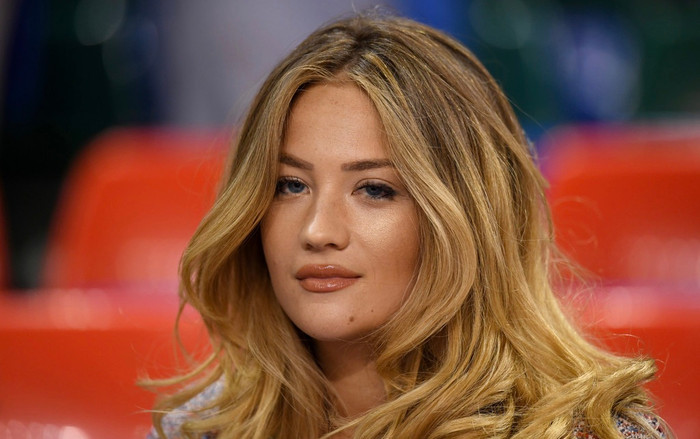 Đọ sắc 2 nàng WAGs của tân binh M.U và Chelsea trước thềm đại chiến Ảnh 2