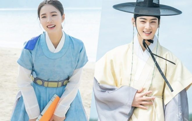 Shin SeKyung, Cha EunWoo trong những khung ảnh hậu trường tuyệt đẹp của 'Nhà sử học Goo HaeRyung' Ảnh 2