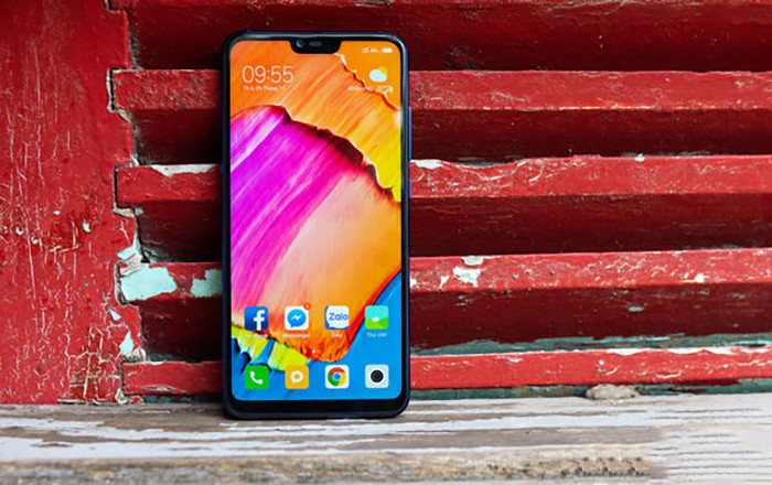 4 smartphone thiết kế đẹp, giá ‘sinh viên’ đang bán tại Việt Nam Ảnh 2