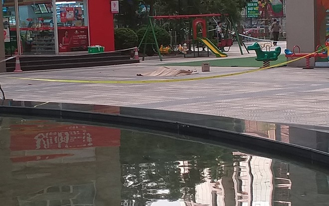 Phát hiện thi thể người đàn ông dưới sảnh chung cư Vinaconex Ảnh 2