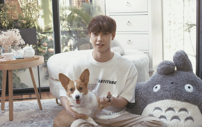 Mừng MV đạt #3 trending Youtube, JSol tung ngay clip hát live cùng 'boss' phiên bản… 'đè đầu cưỡi cổ' Ảnh 2