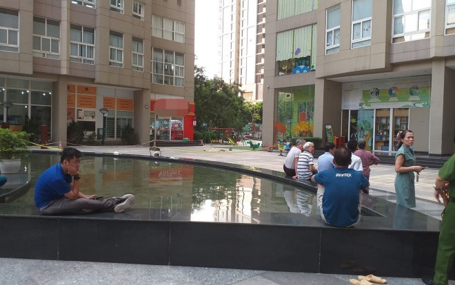 Thi thể Phó giám đốc Sở dưới sảnh chung cư Vinaconex: Sáng đi làm vẫn bình thường, còn dặn lái xe hôm sau đón sớm Ảnh 2