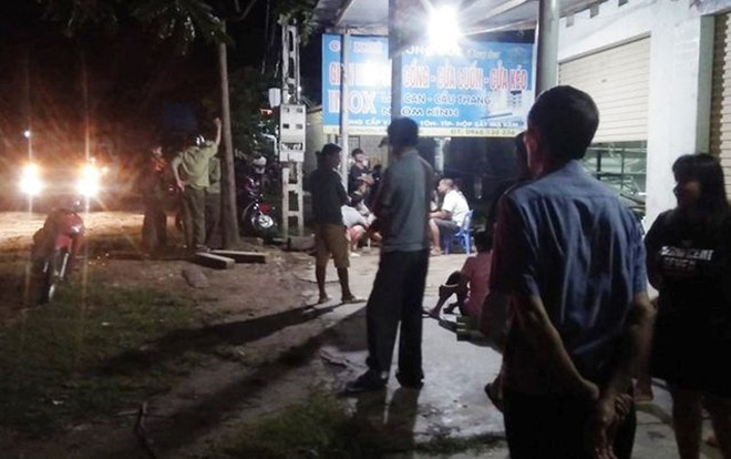 Mâu thuẫn trong bữa ăn, cụ ông 90 tuổi dùng dao đâm con trai tử vong Ảnh 2