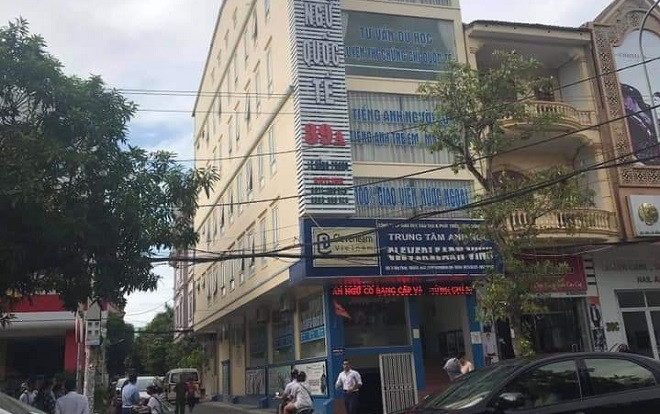 Thầy giáo người nước ngoài rơi từ tầng 4 xuống đất tử vong Ảnh 2