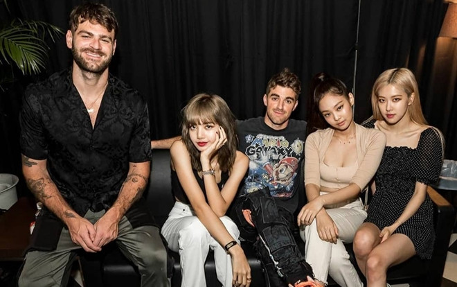 Tin đồn hợp tác với Ariana Grande còn chưa nguội, BlackPink lại khiến fan xôn xao trước bức ảnh thân mật cùng The Chainsmokers Ảnh 2