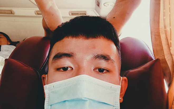 Đột nhiên 'mọc sừng' sau một giấc ngủ, chàng trai phản ứng bất ngờ khiến dân mạng 'dở khóc dở cười' Ảnh 2