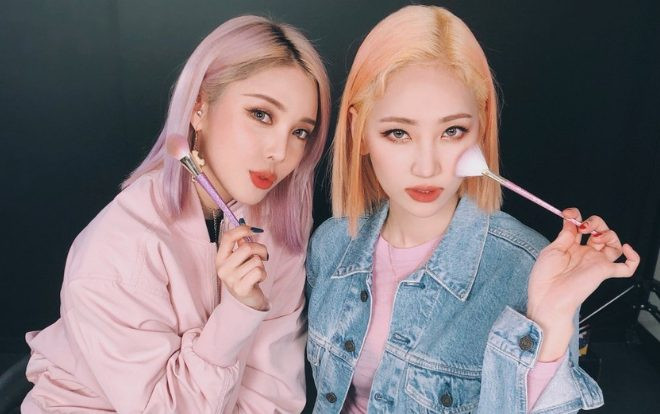 7 loại sữa rửa mặt chuyên sâu đánh bay nỗi sợ lớp make up bóng nhẫy bã nhờn Ảnh 2