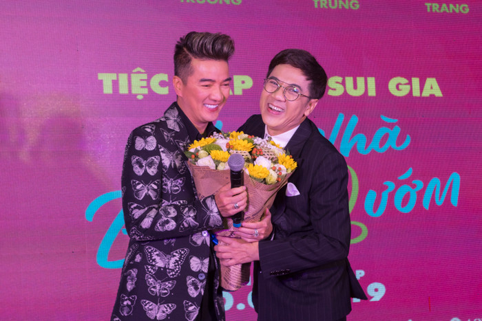 NSUT Thành Lộc - Quang Minh, Mr Đàm bảnh bao mừng đám cưới Liên Bỉnh Phát - Hoàng Yến Chibi