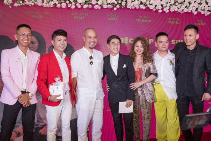 NSUT Thành Lộc - Quang Minh, Mr Đàm bảnh bao mừng đám cưới Liên Bỉnh Phát - Hoàng Yến Chibi