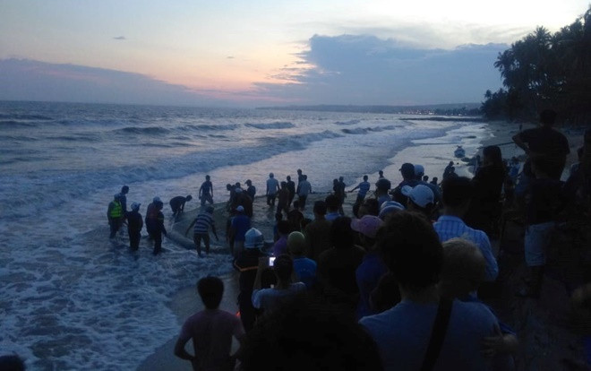 4 sinh viên bị sóng lớn cuốn mất tích khi tắm biển Phan Thiết: Tìm thấy thi thể cuối cùng Ảnh 2